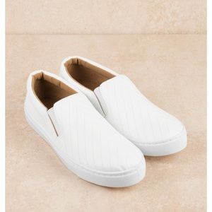 TOBI SLIP ON SNEAKERS